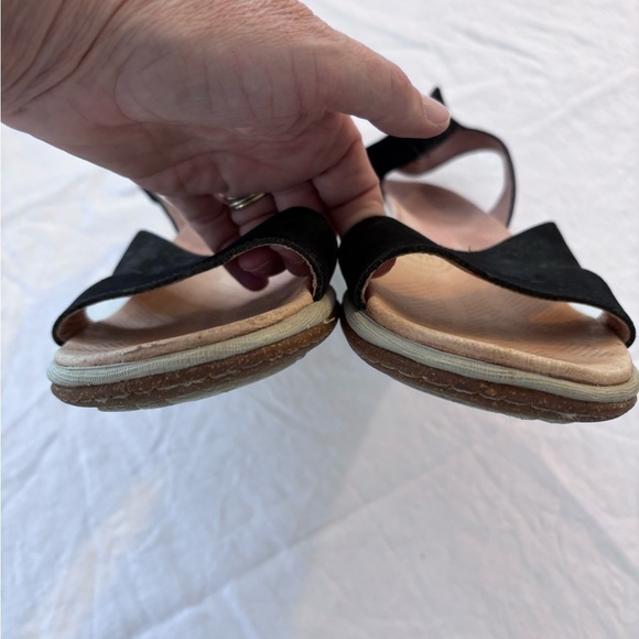 Acorn Shoes/Acorn Vista Ankle Sandals Black and Tan Size 10 Velcro closure - Picture 2 of 7